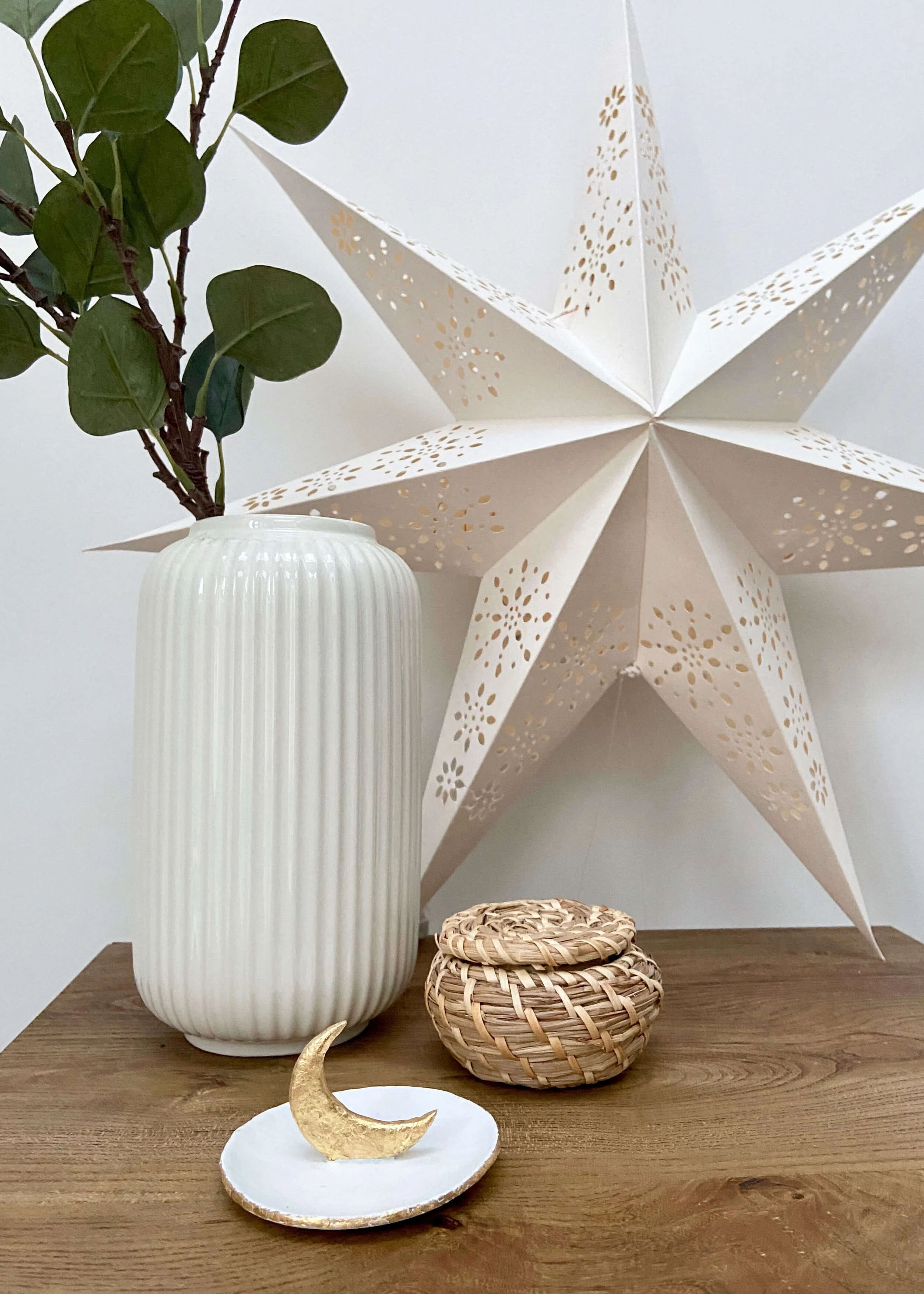 Moon ring dish deals